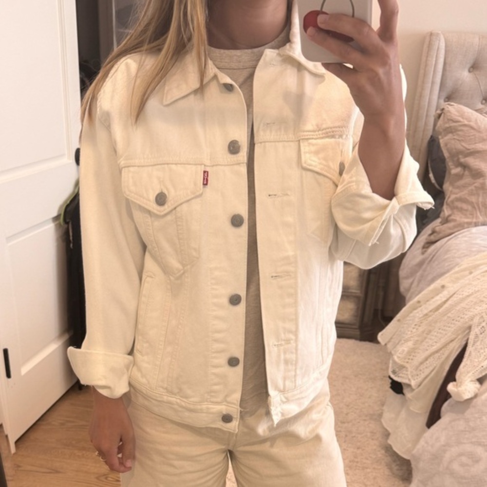 Levi's Premium White Denim Apparel